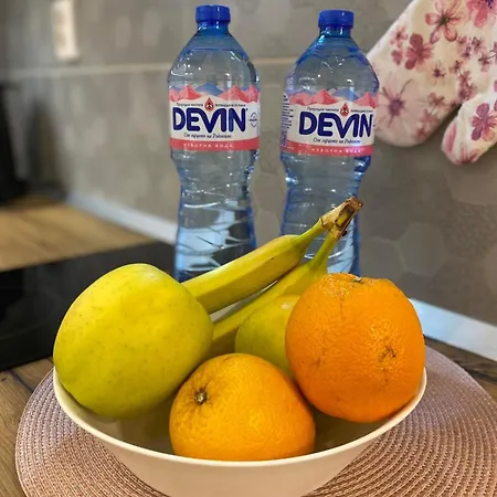 Guest Kristi アパート